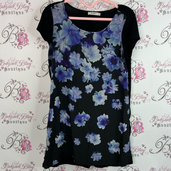 Rickiβs top tshirt flowers Floral Black Blue top tee long style watercolor - Picture 1 of 10